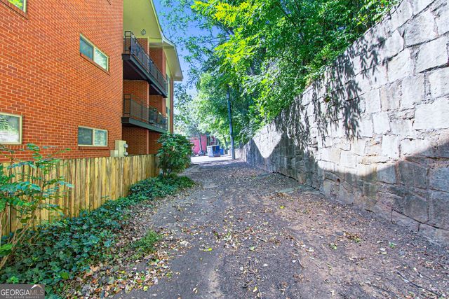 250 Little Street B102, Athens, GA 30605