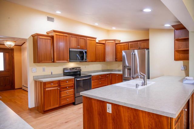 111 W Monroe Street, Mauston, WI 53948