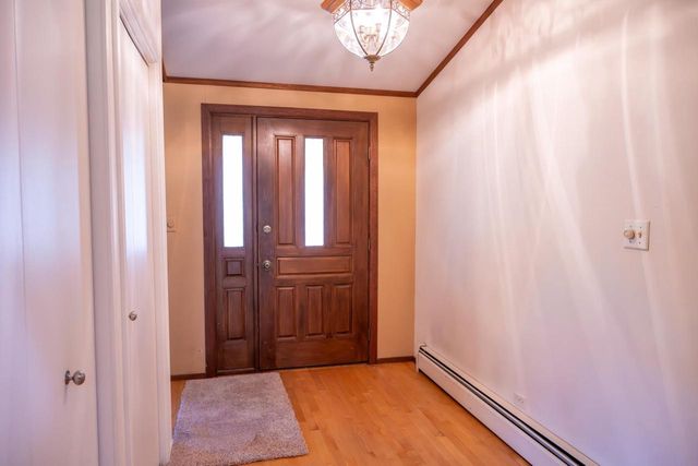 111 W Monroe Street, Mauston, WI 53948