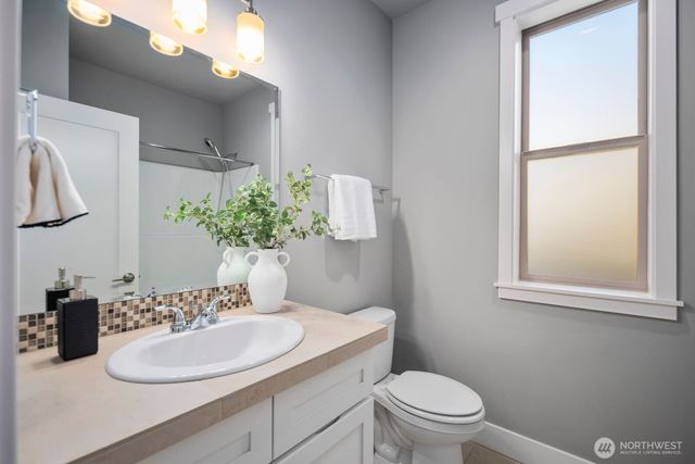 13405 Edmunds Parkway E, Bonney Lake, WA 98391