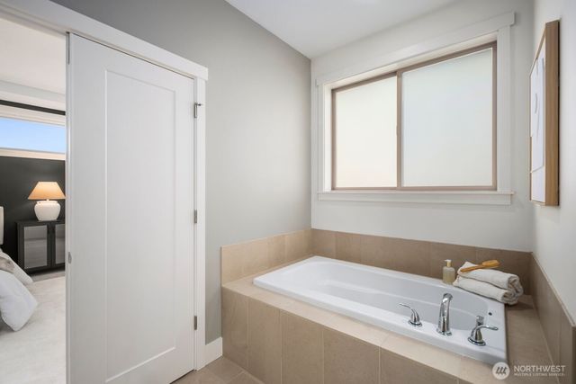 13405 Edmunds Parkway E, Bonney Lake, WA 98391