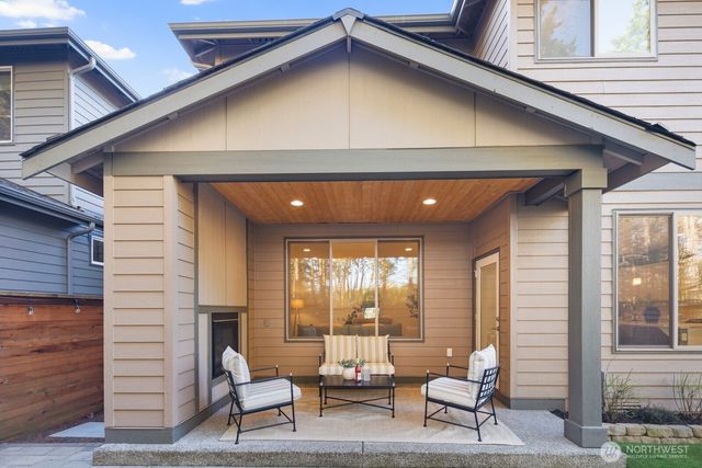 13405 Edmunds Parkway E, Bonney Lake, WA 98391