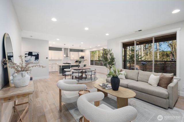 13405 Edmunds Parkway E, Bonney Lake, WA 98391