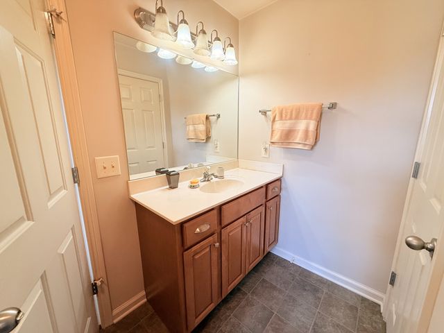 109 Beaver Creek Dr, Portland, TN 37148