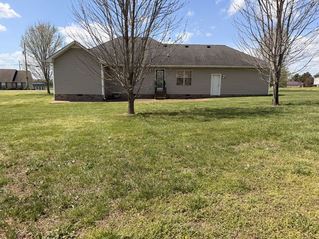 109 Beaver Creek Dr, Portland, TN 37148