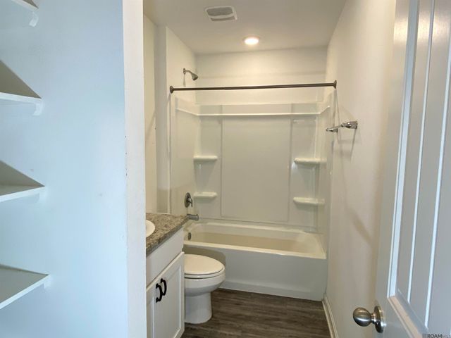 7750 Joe Lynn Trails, Denham Springs, LA 70726