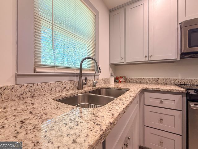 163 Horse Range Place, Cleveland, GA 30528
