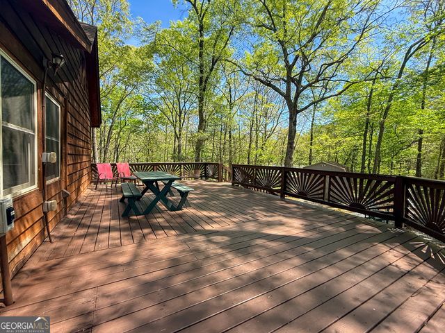 163 Horse Range Place, Cleveland, GA 30528
