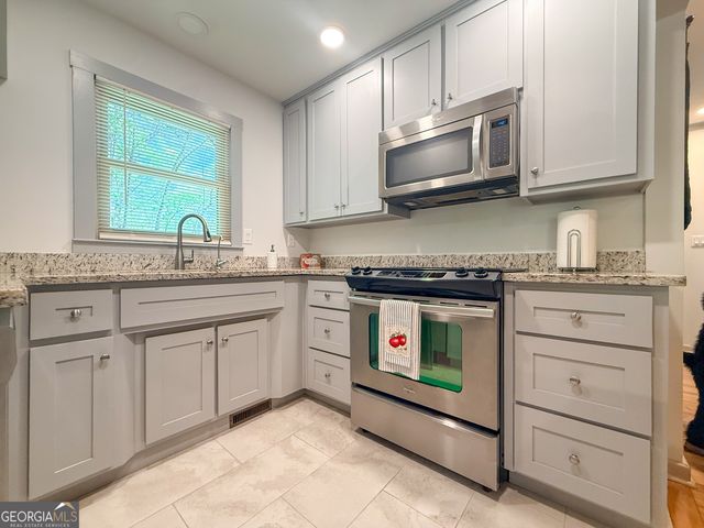 163 Horse Range Place, Cleveland, GA 30528