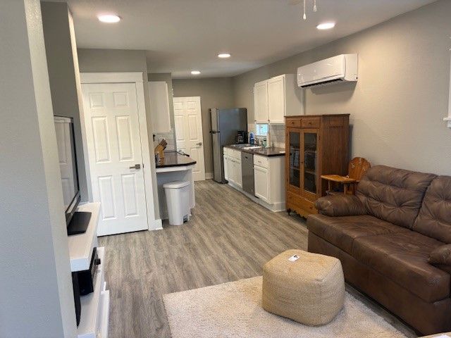 1606 N 2nd Avenue W, Newton, IA 50208