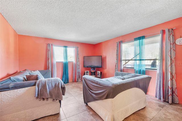 2070 NW 43rd Terrace 6, Lauderhill, FL 33313