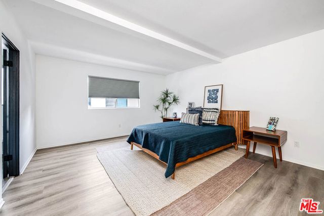 4231 W Sarah Street, Burbank, CA 91505
