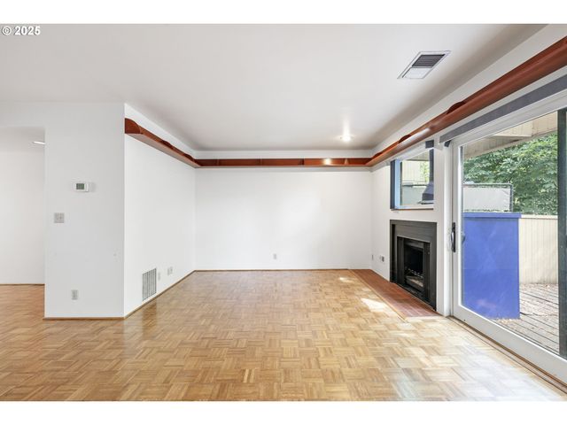 974 LINCOLN St, Eugene, OR 97401