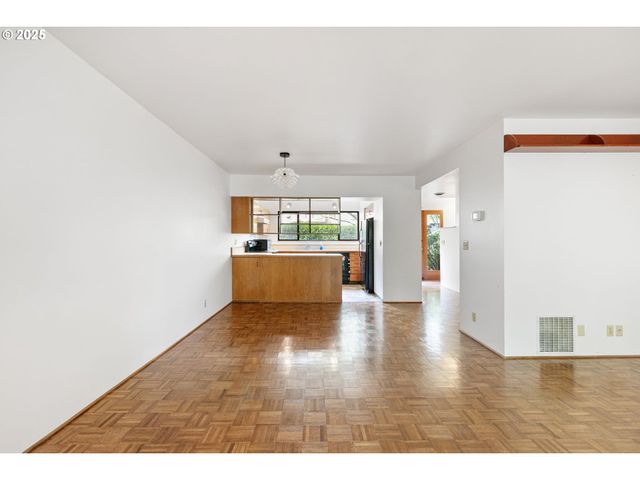 974 LINCOLN St, Eugene, OR 97401