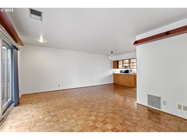 974 LINCOLN St, Eugene, OR 97401