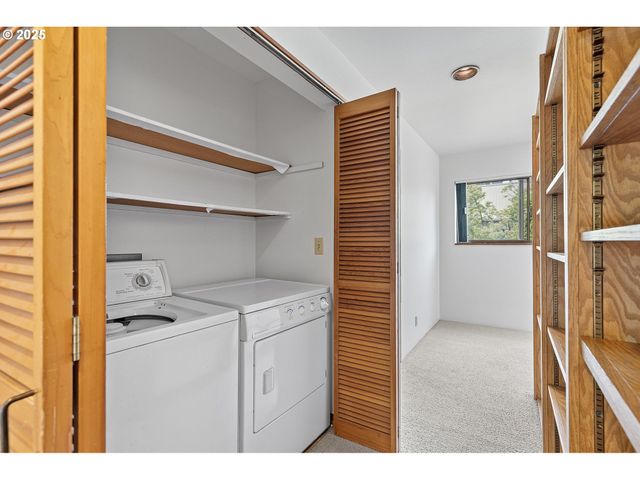 974 LINCOLN St, Eugene, OR 97401