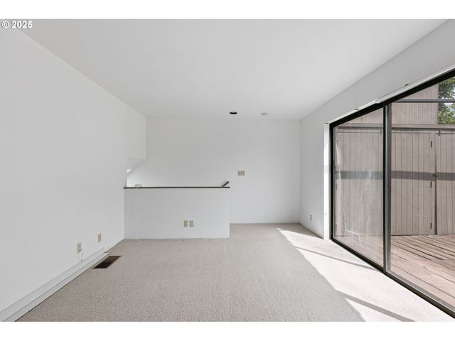 974 LINCOLN St, Eugene, OR 97401