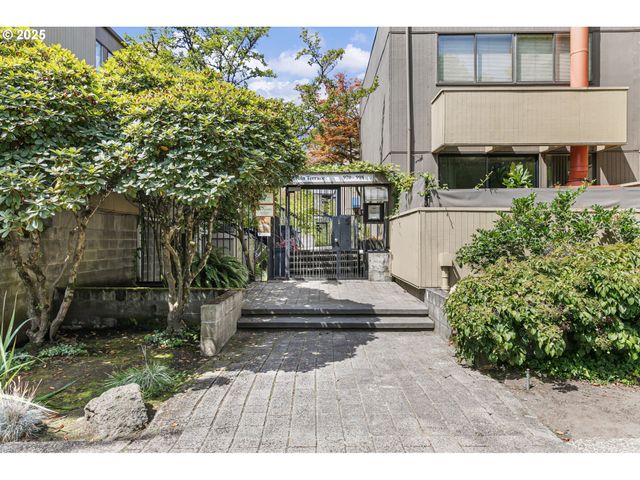 974 LINCOLN St, Eugene, OR 97401