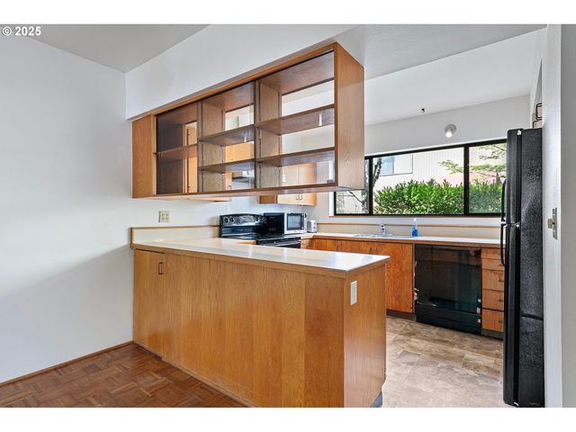 974 LINCOLN St, Eugene, OR 97401