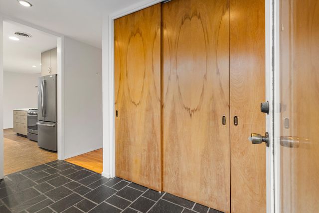 301 G H Baker Drive, Urbana, IL 61801