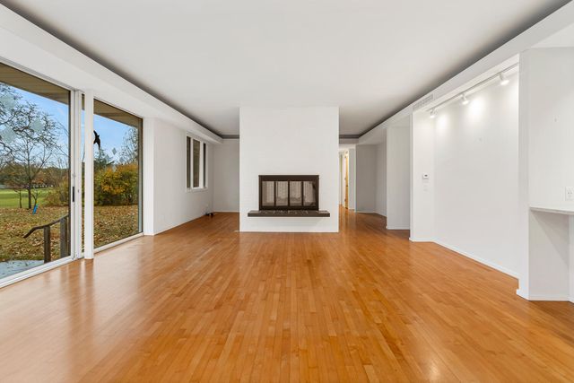 301 G H Baker Drive, Urbana, IL 61801