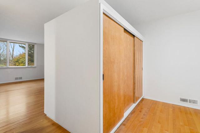 301 G H Baker Drive, Urbana, IL 61801