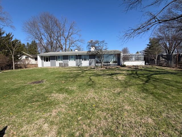 301 G H Baker Drive, Urbana, IL 61801