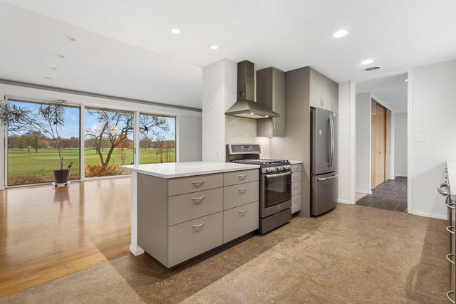 301 G H Baker Drive, Urbana, IL 61801