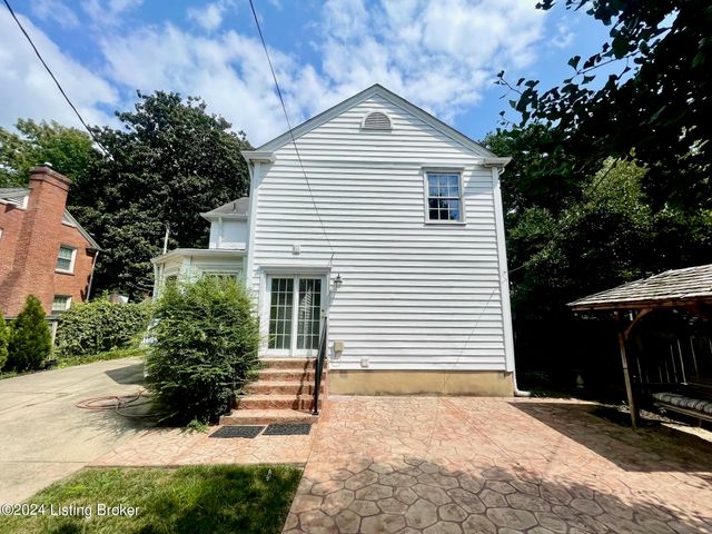 210 Don Allen Rd, Louisville, KY 40207