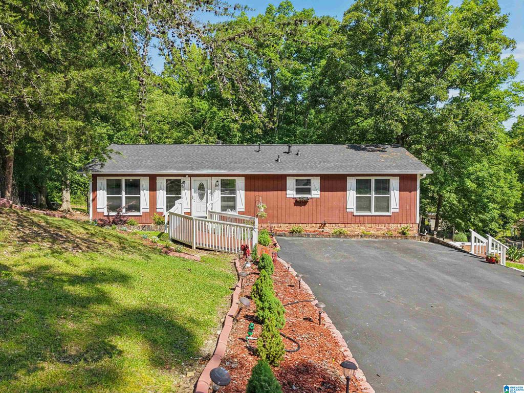 2417 BRIARCLIFF DRIVE, Leeds, AL 35094
