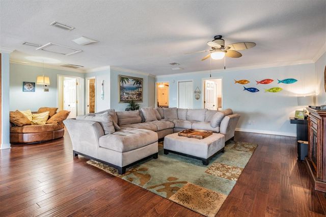 815 NW 2ND AVENUE, Ruskin, FL 33570