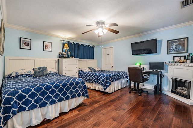 815 NW 2ND AVENUE, Ruskin, FL 33570