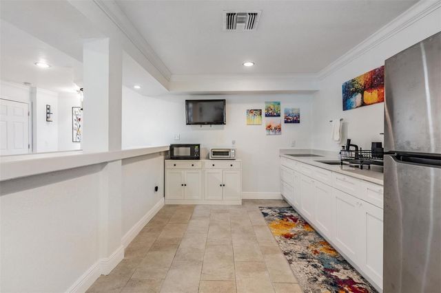 815 NW 2ND AVENUE, Ruskin, FL 33570