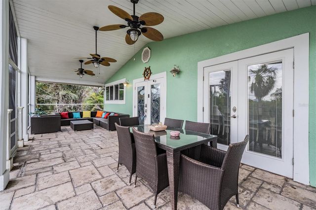 815 NW 2ND AVENUE, Ruskin, FL 33570