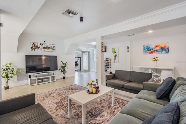 815 NW 2ND AVENUE, Ruskin, FL 33570