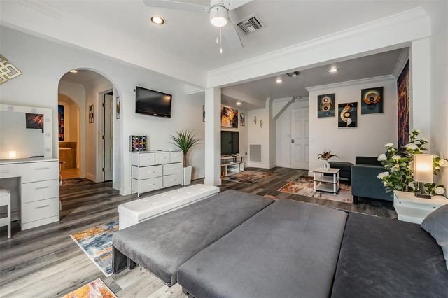 815 NW 2ND AVENUE, Ruskin, FL 33570