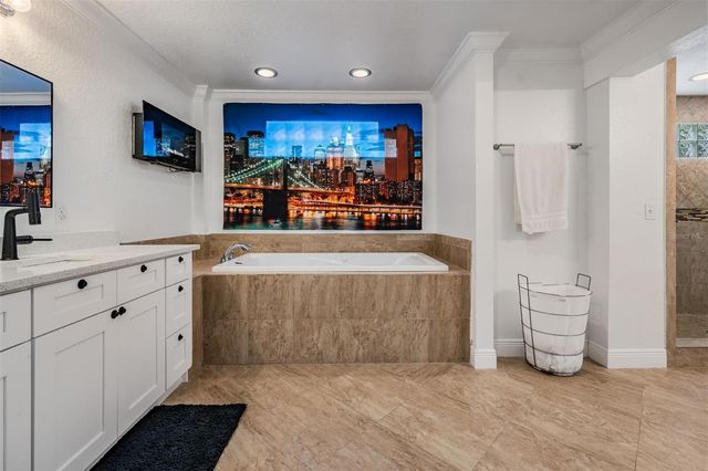 815 NW 2ND AVENUE, Ruskin, FL 33570