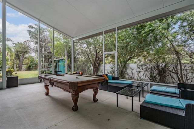 815 NW 2ND AVENUE, Ruskin, FL 33570