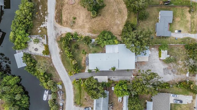 815 NW 2ND AVENUE, Ruskin, FL 33570