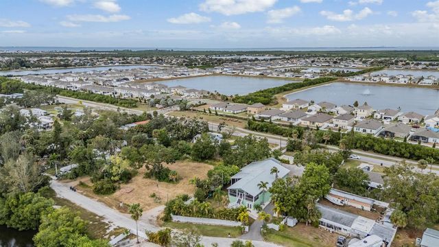 815 NW 2ND AVENUE, Ruskin, FL 33570