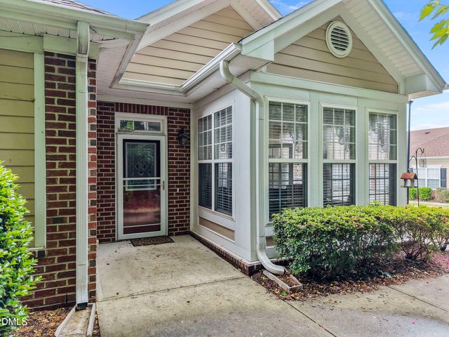 4611 Ivy Blossom Lane, Raleigh, NC 27604