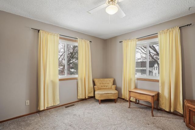 523 Main Street N, Saint Michael, MN 55376