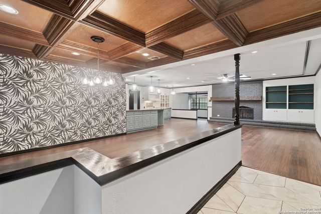 28160 Windwood Drive East # 1, Boerne, TX 78006