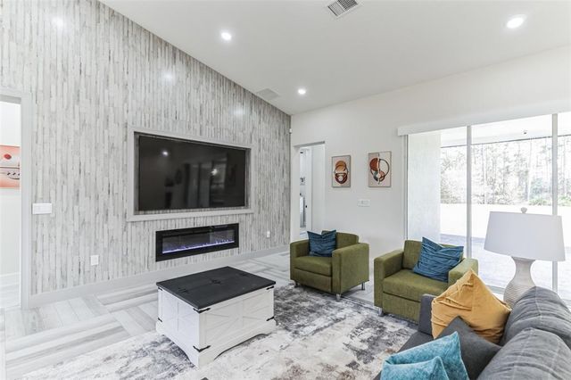 2943 DECKER AVENUE, Orlando, FL 32833