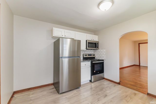 2104 S Biltmore Ave, Muncie, IN 47302
