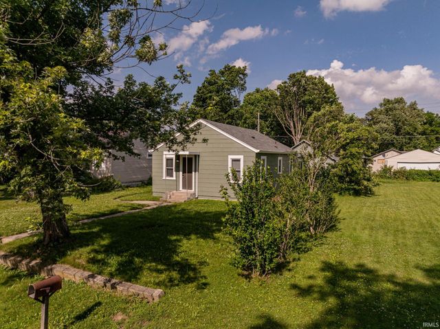 2104 S Biltmore Ave, Muncie, IN 47302