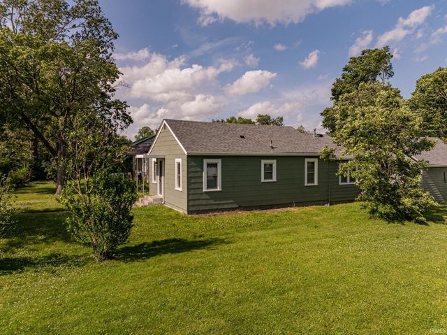 2104 S Biltmore Ave, Muncie, IN 47302