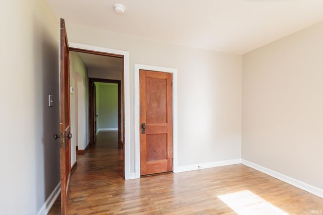 2104 S Biltmore Ave, Muncie, IN 47302
