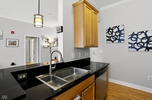 355 E Ohio Street 213, Indianapolis, IN 46204