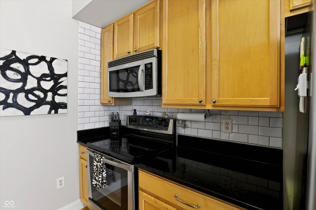 355 E Ohio Street 213, Indianapolis, IN 46204